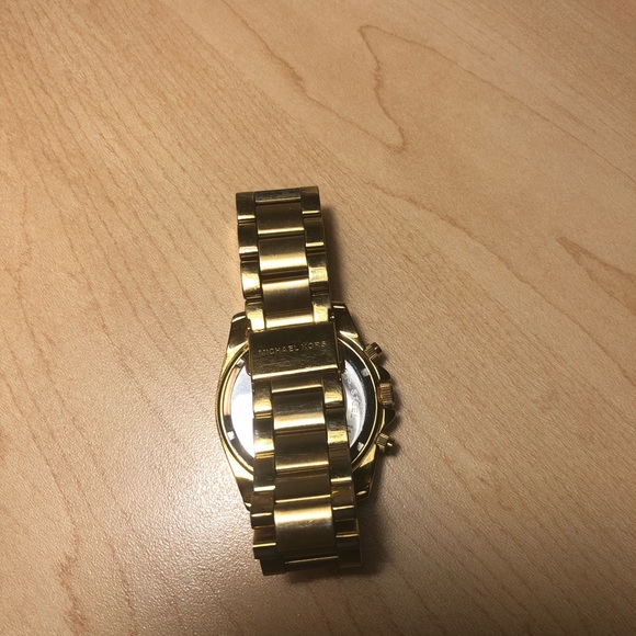 Michael Kors Watch - Picture 3 of 4